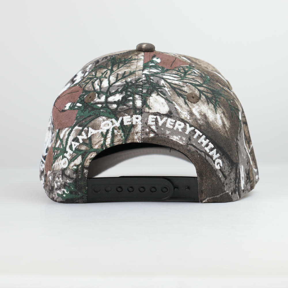 5 panel hat with custom woven label sample